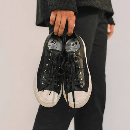 Black/Sea Salt