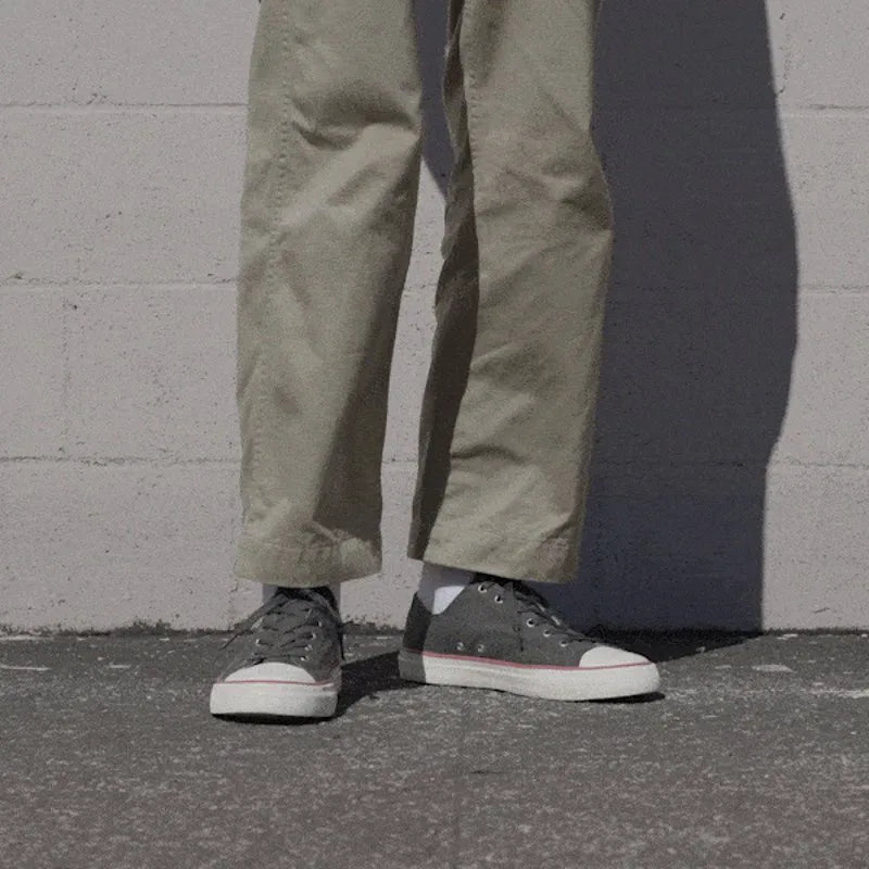 Antique Black/Crimson