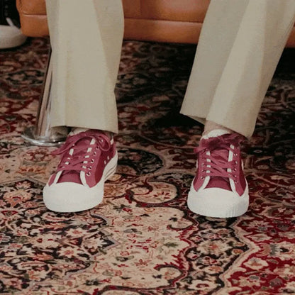 Burgundy/Antique White