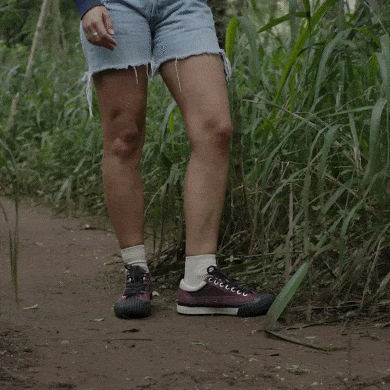 Burgundy/Black