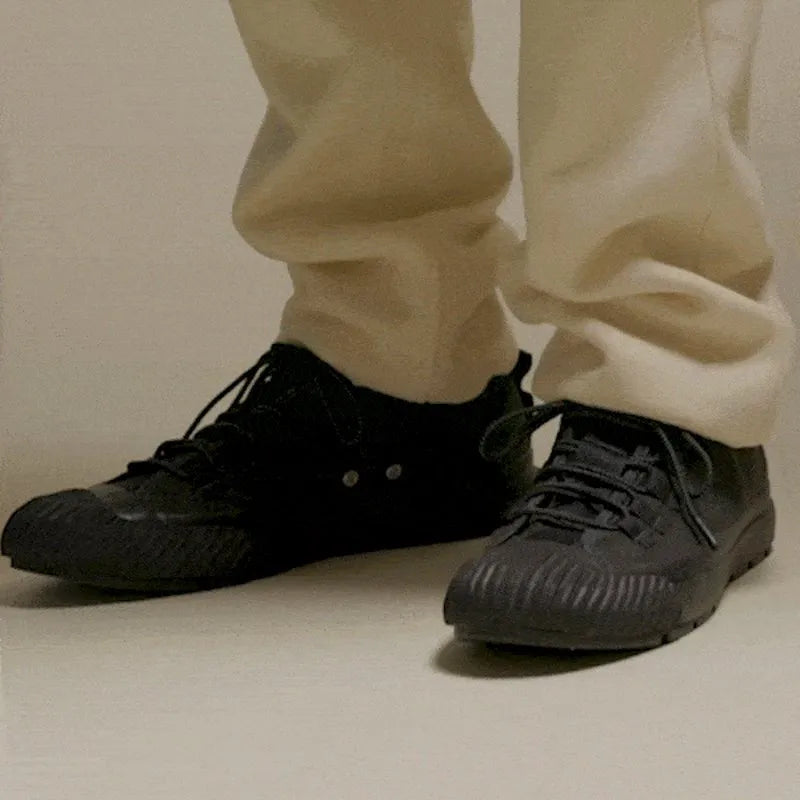 Black/Black