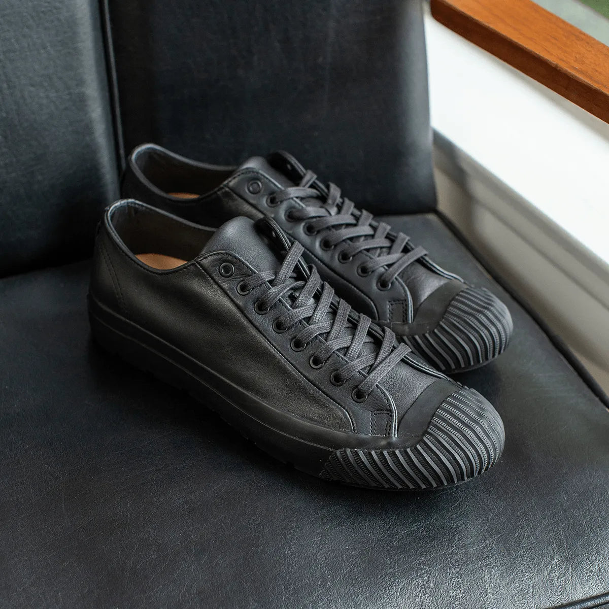 Black/Black