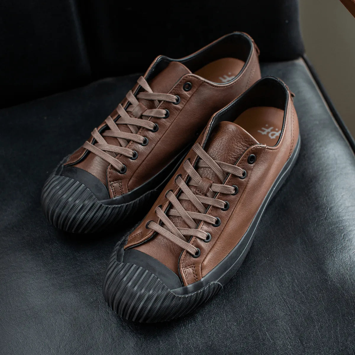 Brown/Black