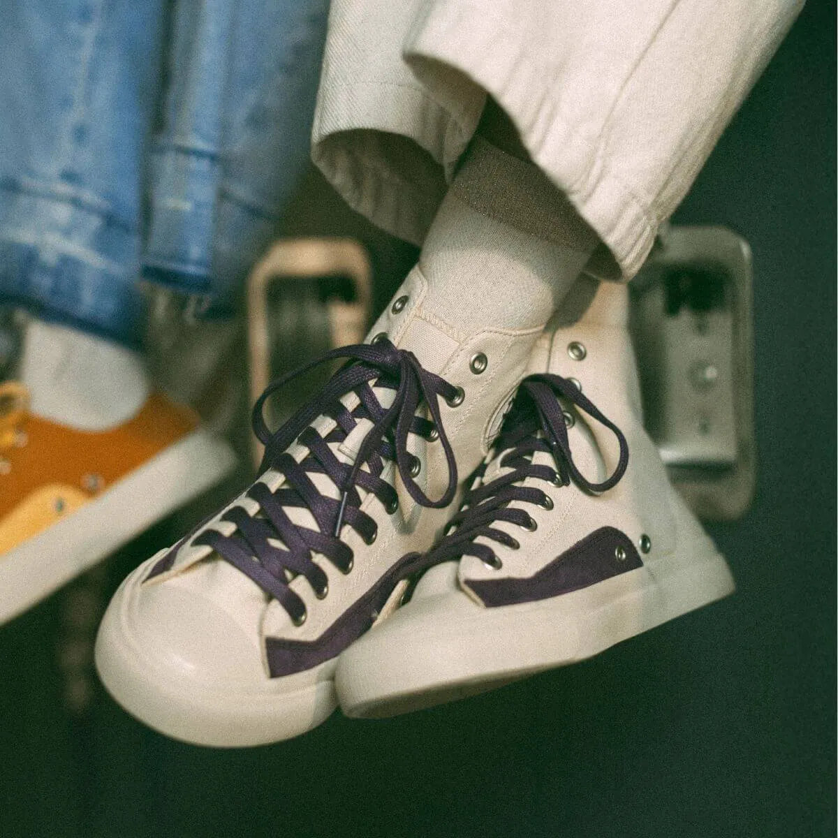 White/Eggplant